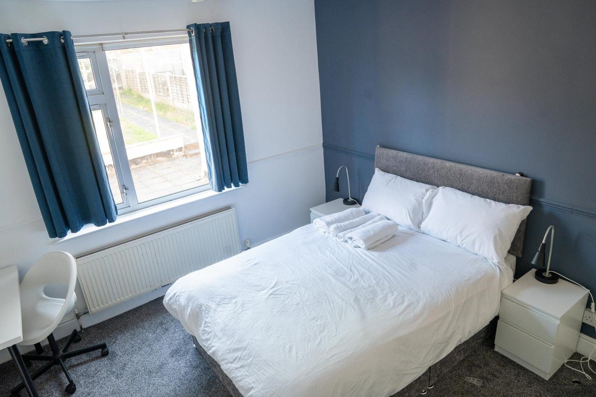 Berry Mansions - Comfort & Style Bed & Breakfast *