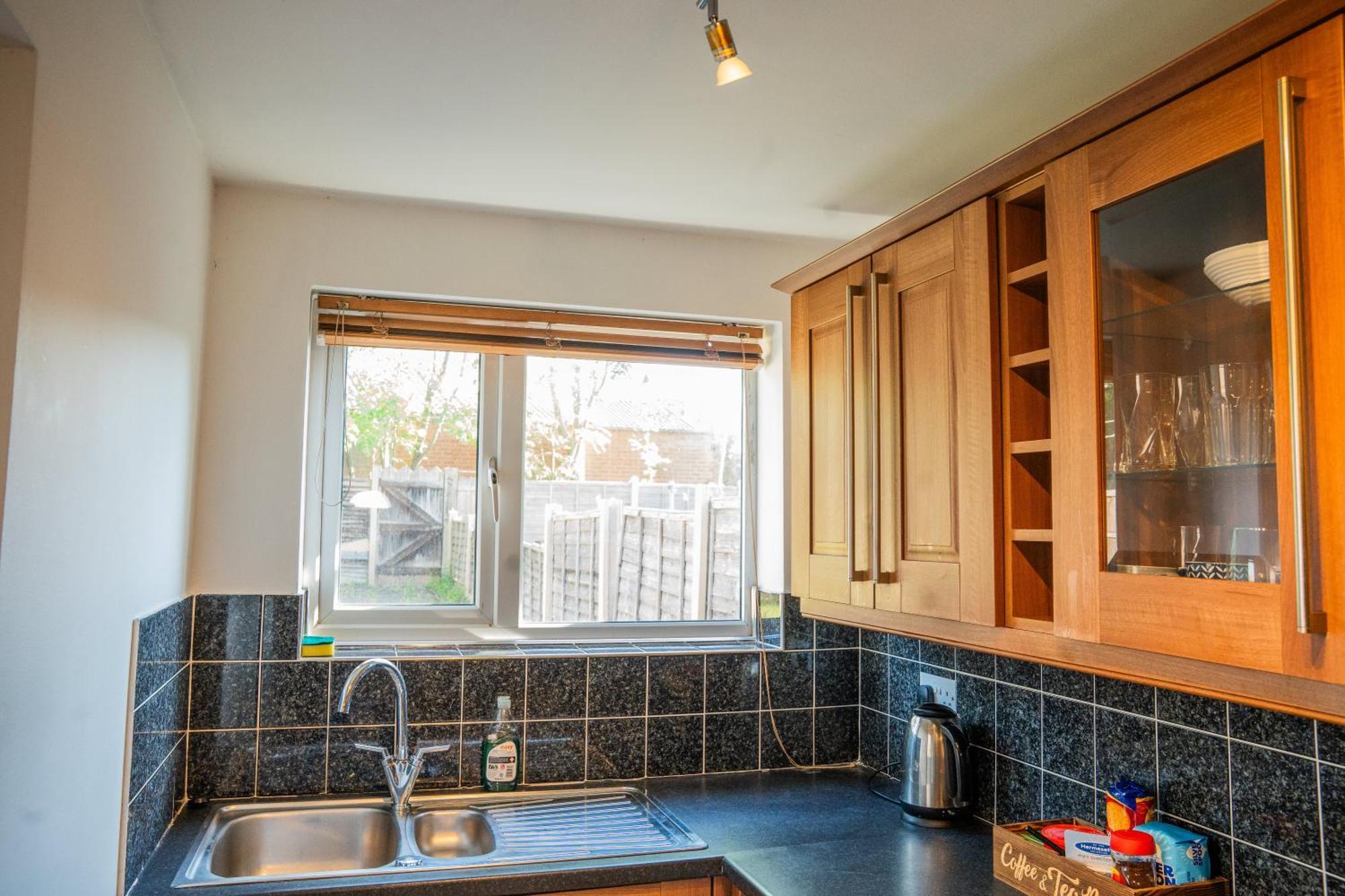Berry Mansions - Comfort & Style Bed & Breakfast Coventry